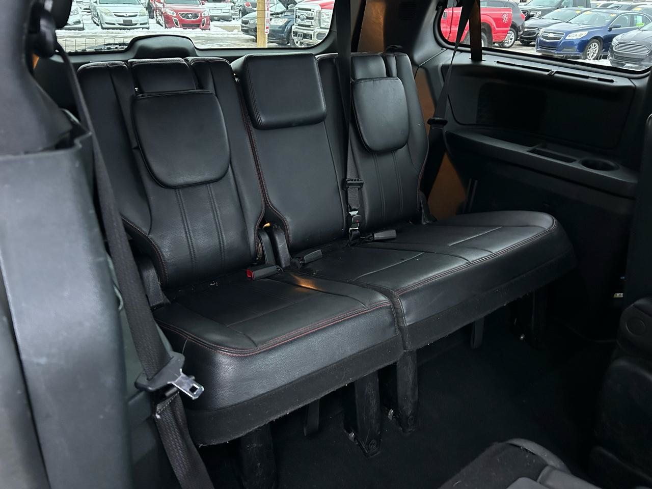 Used 2013 Dodge Grand Caravan R/T w/ Driver Convenience Group FWD image 13