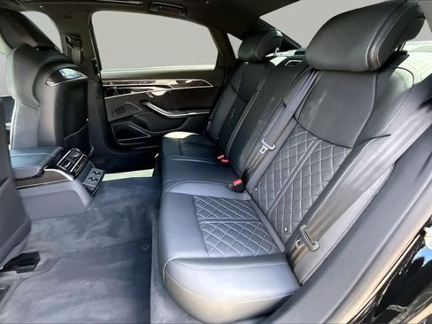 Used 2022 Audi S8 w/ S8 Executive Package AWD/4WD image 21
