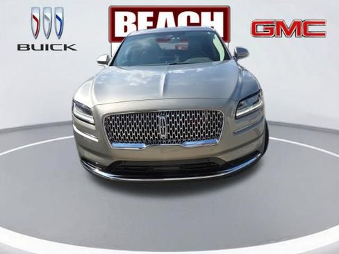 Used 2023 Lincoln Nautilus Reserve w/ Equipment Group 201A FWD image 5