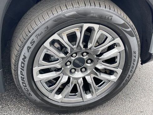 Used 2023 GMC Sierra 1500 Denali Ultimate image 30