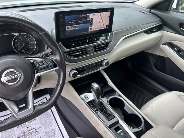 Used 2023 Nissan Altima 2.5 SV w/ SV Premium Package FWD image 21