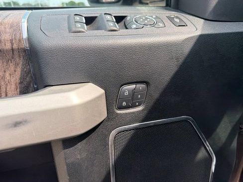 Used 2018 Ford F350 Lariat w/ Chrome Package AWD/4WD image 24