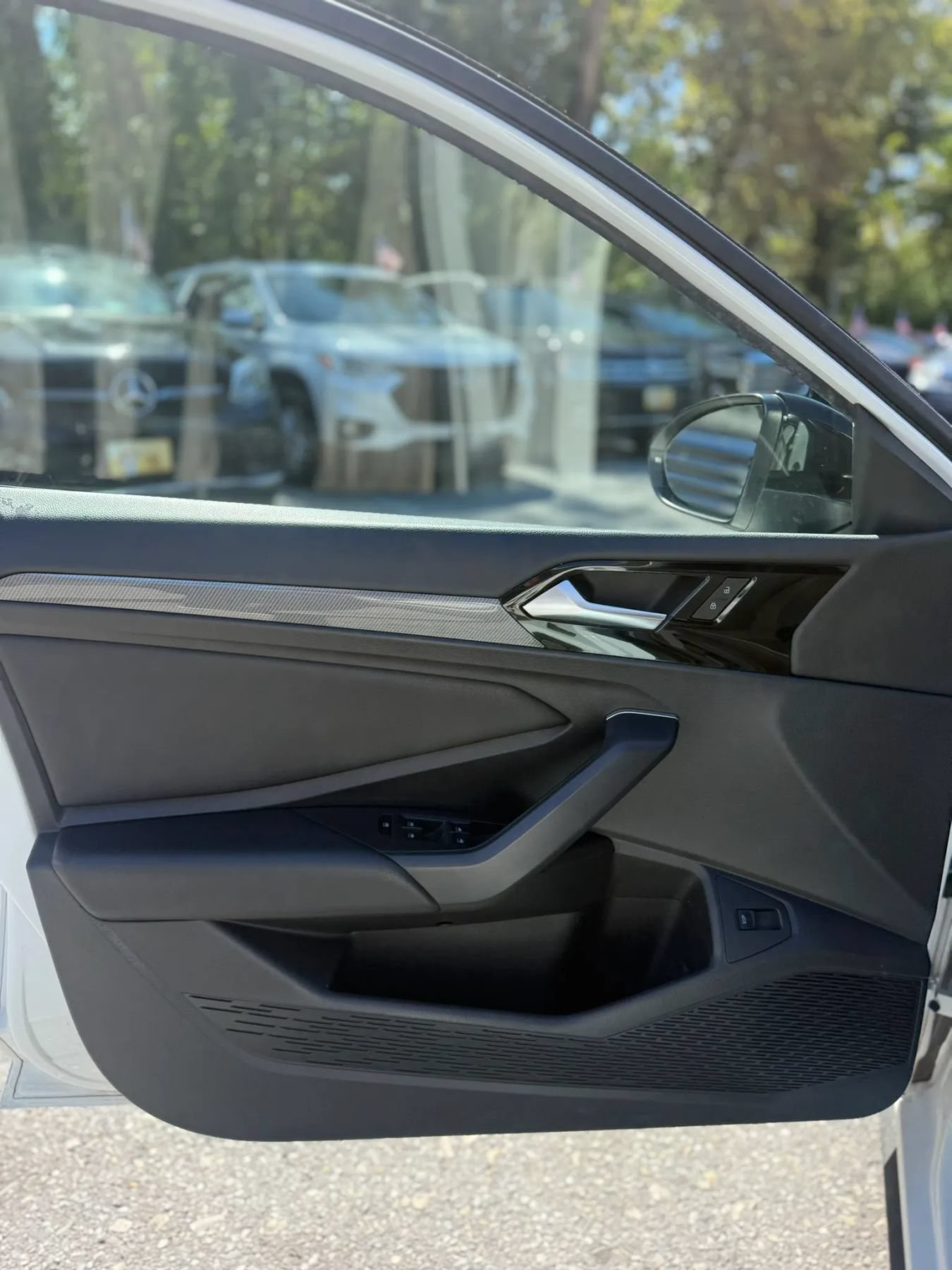 Used 2019 Volkswagen Jetta GLI FWD image 12