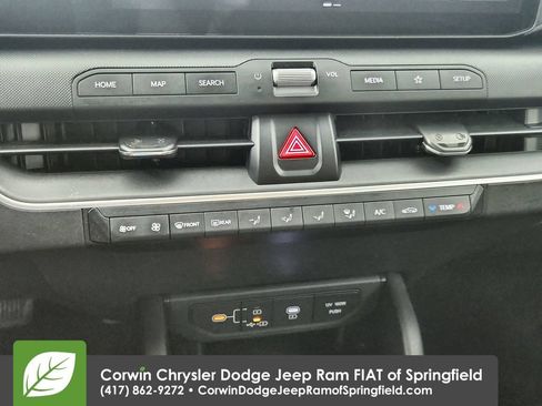 Used 2025 Kia K4 FWD image 26