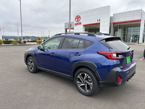 Used 2025 Subaru Crosstrek 2.0i Premium AWD/4WD image 9