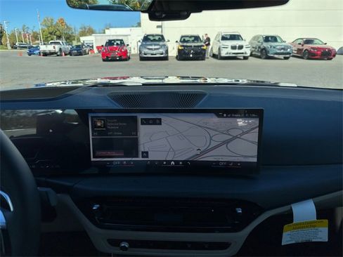 New 2026 BMW 430i xDrive Convertible w/ Premium Package image 18