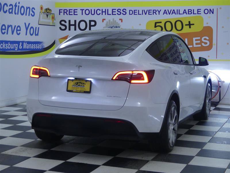 Used 2024 Tesla Model Y Long Range AWD/4WD image 6