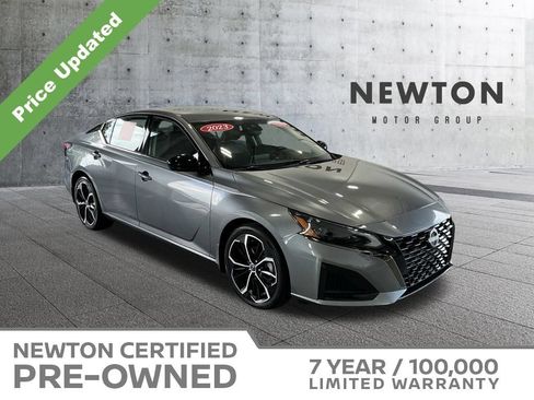 Used 2023 Nissan Altima 2.5 SR FWD image 1