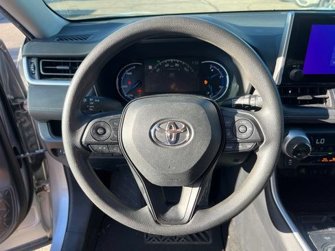 Used 2024 Toyota RAV4 XLE w/ Convenience Package AWD/4WD image 11