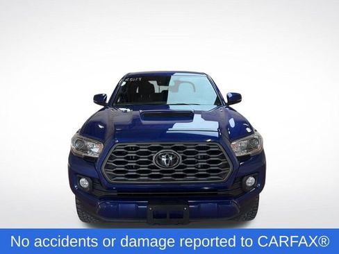 Used 2022 Toyota Tacoma TRD Sport w/ Technology Package AWD/4WD image 2