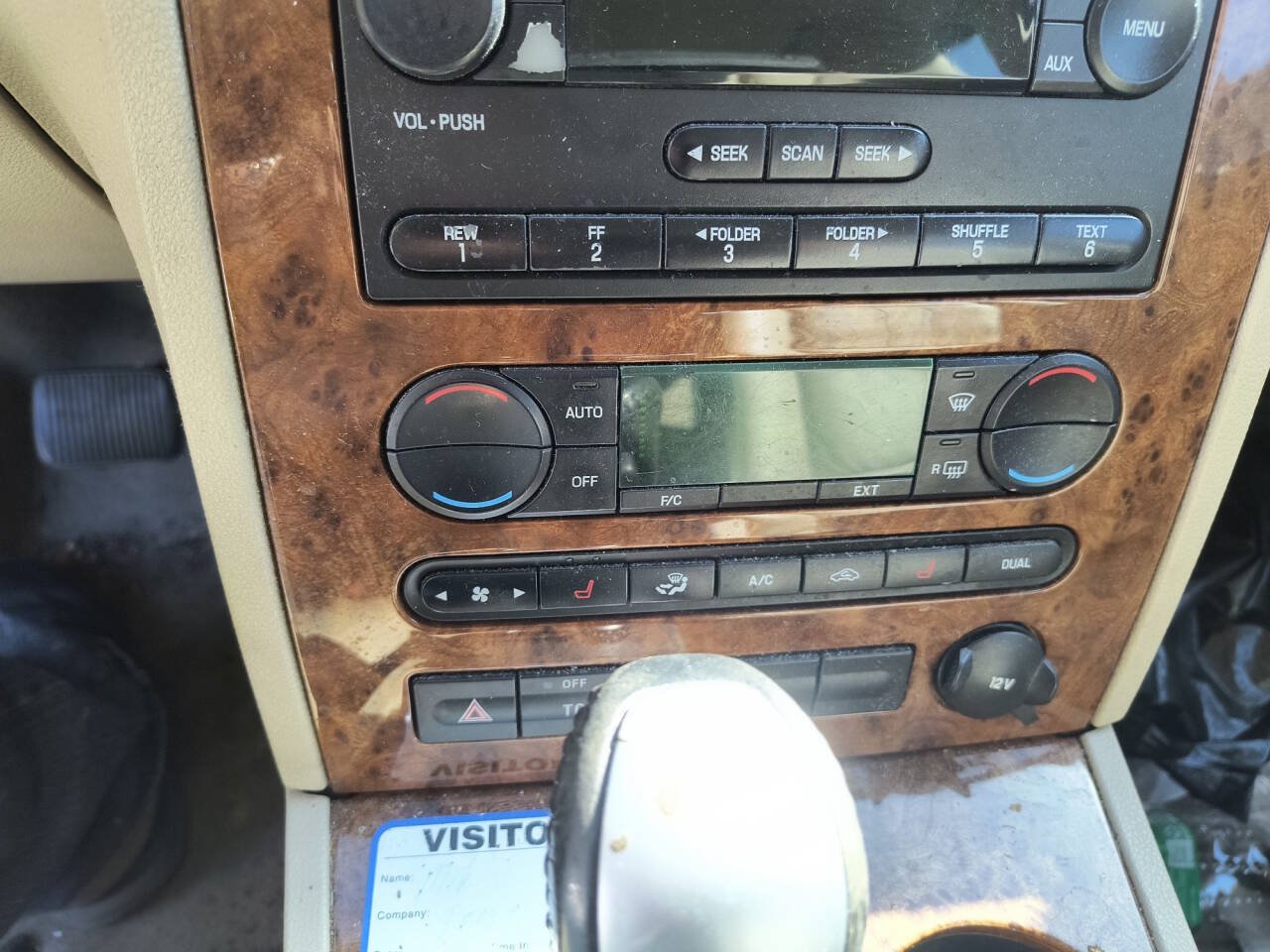 Used 2005 Ford Five Hundred Limited AWD/4WD image 36