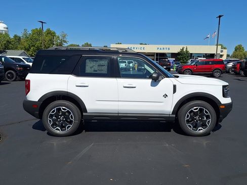 New 2025 Ford Bronco Sport Outer Banks w/ Outer Banks Tech Package+ image 21