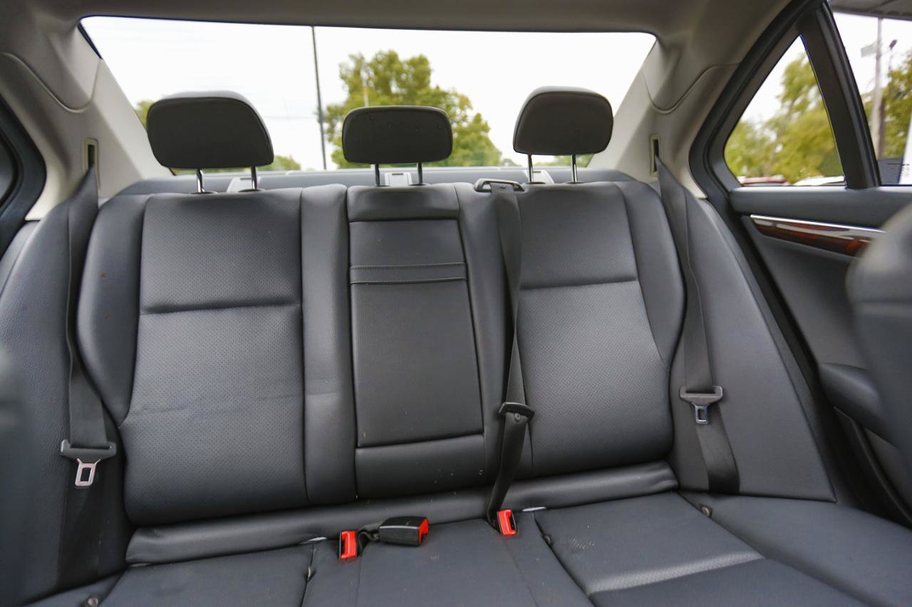 Used 2014 Mercedes-Benz C 300 4MATIC Sedan image 12
