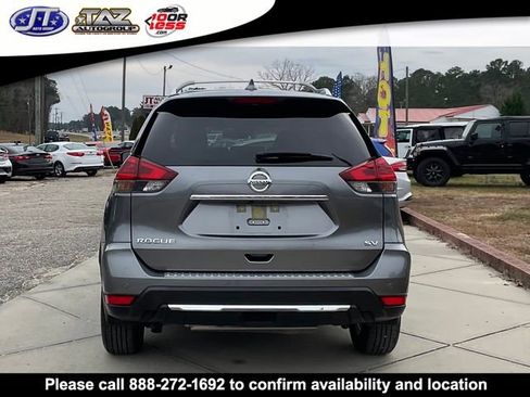 Used 2019 Nissan Rogue SV image 6
