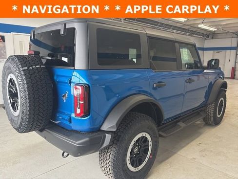 New 2025 Ford Bronco Badlands w/ Sasquatch Package AWD/4WD image 4
