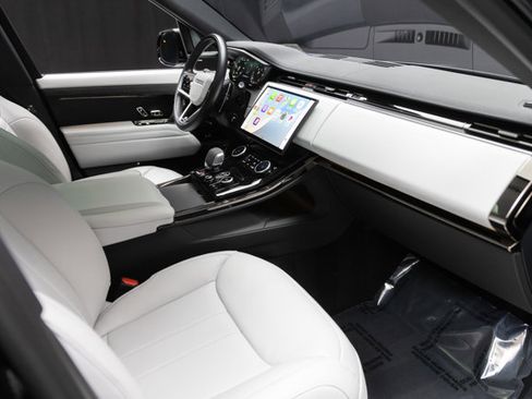 Used 2023 Land Rover Range Rover Sport SE image 51