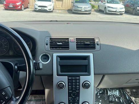 Used 2010 Volvo V50 2.4i image 8