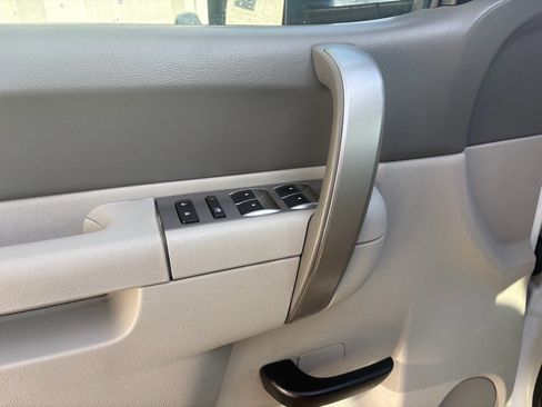 Used 2013 GMC Sierra 2500 SLE w/ SLE Preferred Package image 13