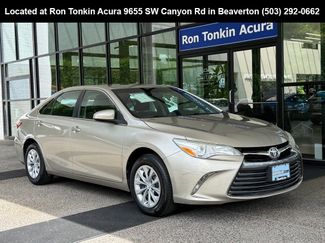 Used 2017 Toyota Camry LE FWD video 1