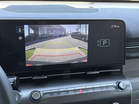 Used 2024 Hyundai Kona SE image 16