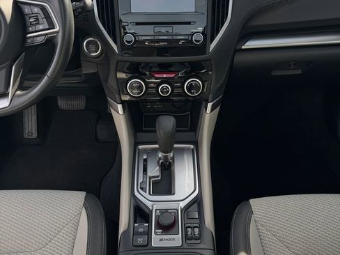 Used 2021 Subaru Forester Premium image 20