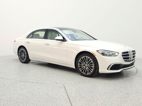 New 2026 Mercedes-Benz S 580 4MATIC Sedan image 3