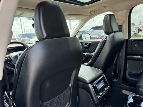 Used 2023 Lincoln Aviator Reserve w/ Equipment Group 201A RWD image 14