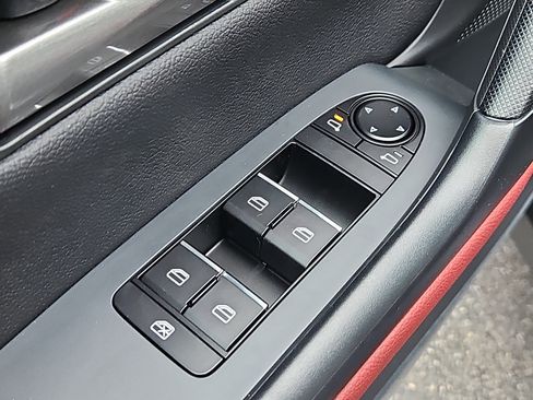 New 2026 MAZDA CX-50 AWD 2.5 Hybrid w/ Cargo Package image 17