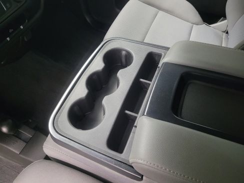 Used 2019 Chevrolet Silverado 1500 Custom w/ Custom Convenience Package image 26