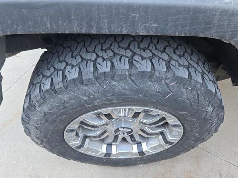 Used 2017 Jeep Wrangler Sport w/ Quick Order Package 24S image 17