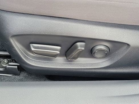 Used 2023 Toyota Camry LE image 18