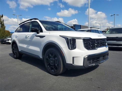 Used 2024 Kia Sorento SX Prestige image 3