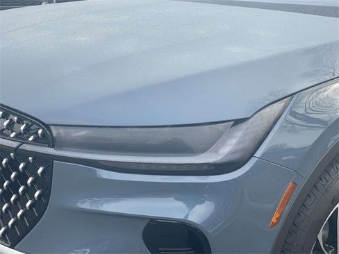 New 2026 Lincoln Nautilus Premier image 5