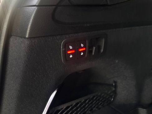 Used 2019 Audi Q7 3.0T Prestige image 46