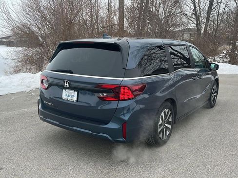 Used 2025 Honda Odyssey EX-L image 6