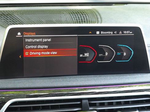 Used 2022 BMW 740i xDrive w/ M Sport Package image 45