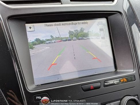 Used 2019 Ford Explorer XLT w/ Equipment Group 202A FWD image 25