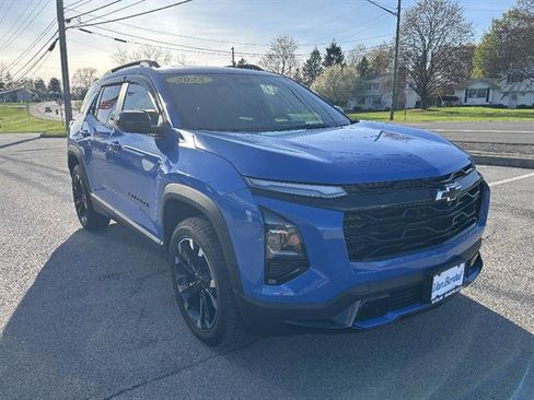 Used 2025 Chevrolet Equinox RS w/ Convenience Package III AWD/4WD image 9