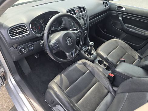 Used 2011 Volkswagen Jetta TDI FWD image 11