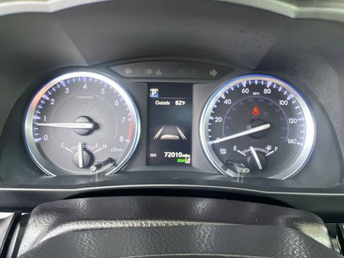Used 2019 Toyota Highlander XLE AWD/4WD image 65