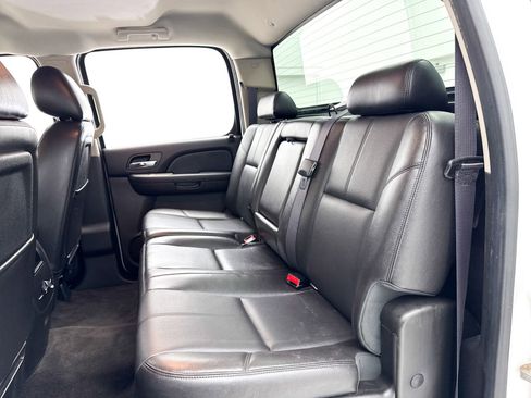 Used 2013 Chevrolet Silverado 1500 LTZ w/ Z71 Appearance Package RWD image 23