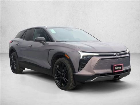 New 2026 Chevrolet Blazer EV LT image 6