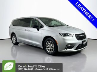 Used 2024 Chrysler Pacifica Touring-L 360° Tour