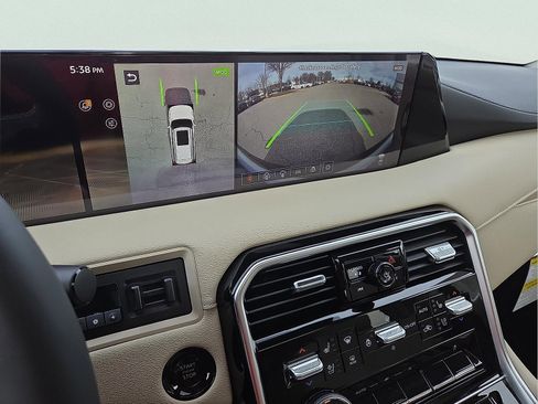 New 2026 Nissan Armada Platinum Reserve image 16