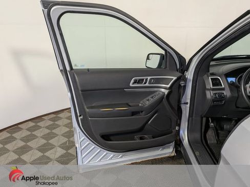 Used 2011 Ford Explorer XLT w/ 202A Rapid Spec Order Code AWD/4WD image 16