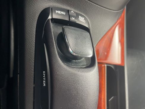 Used 2011 Lexus RX 350 AWD w/ Premium Pkg image 39