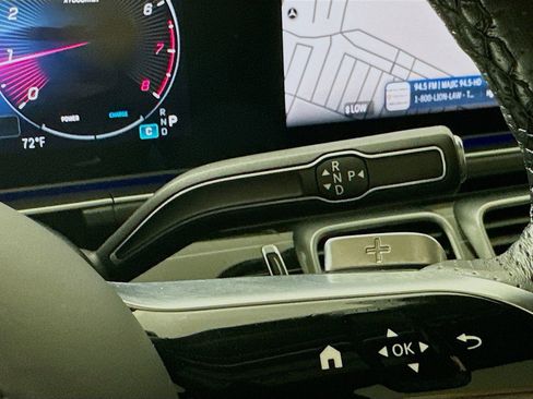 Used 2025 Mercedes-Benz GLE 350 4MATIC image 18