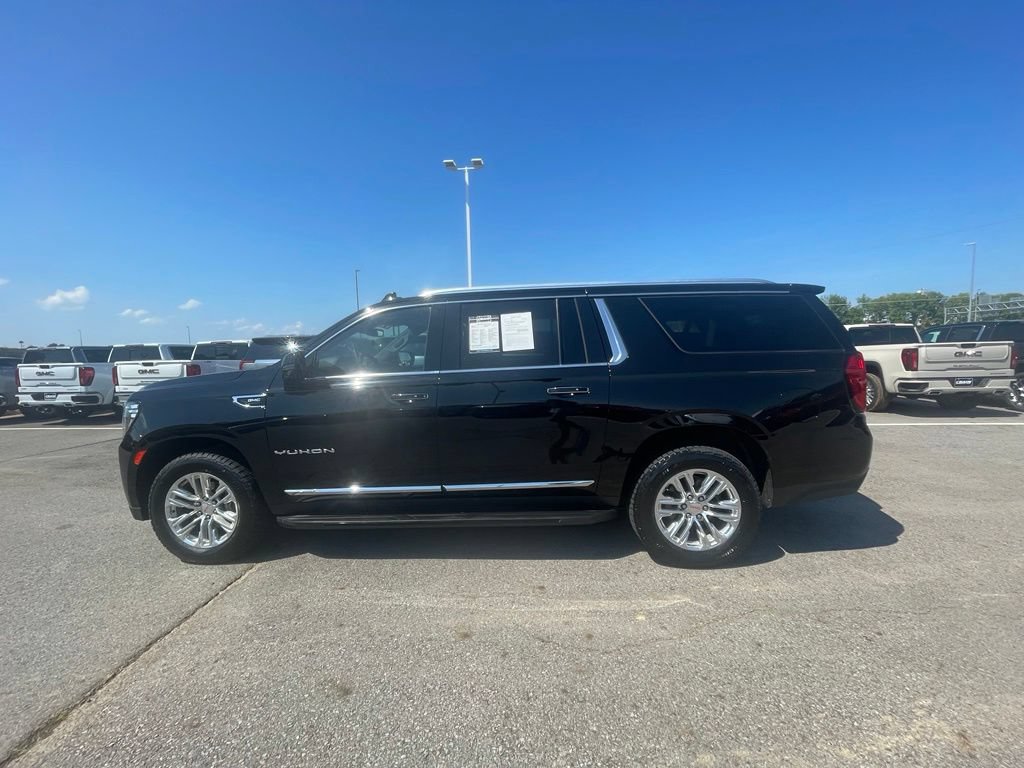 Used 2021 GMC Yukon XL SLT w/ SLT Premium Package AWD/4WD image 10