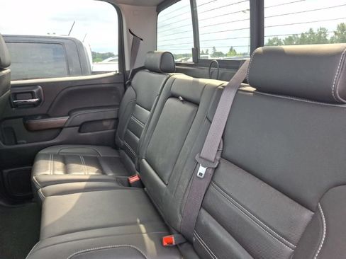 Used 2019 GMC Sierra 2500 Denali w/ Duramax Plus Package AWD/4WD image 12