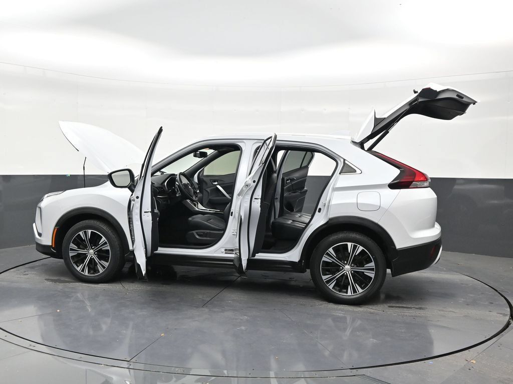 Used 2022 Mitsubishi Eclipse Cross SE FWD image 29